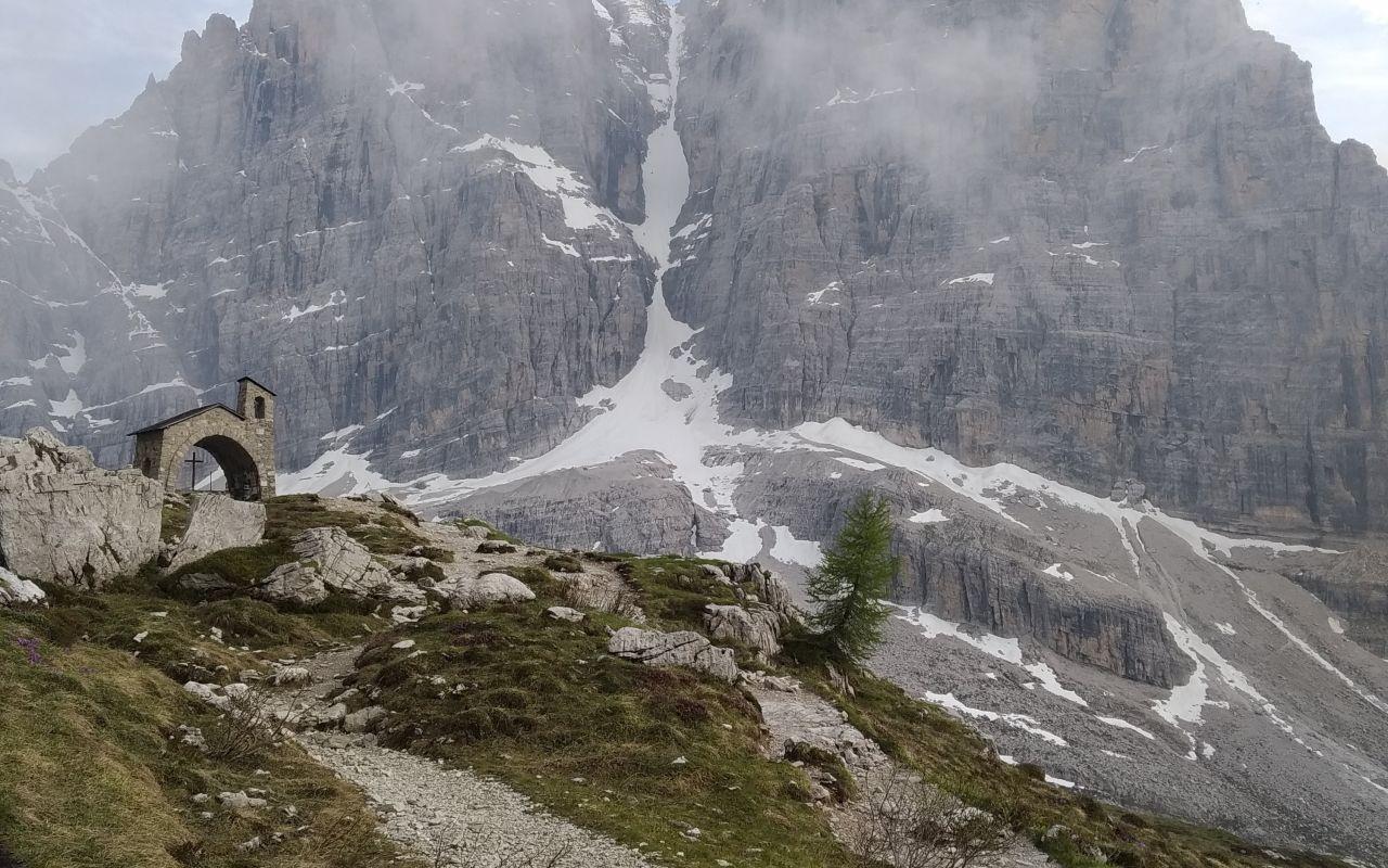 Canalone Neri alla Cima Tosa