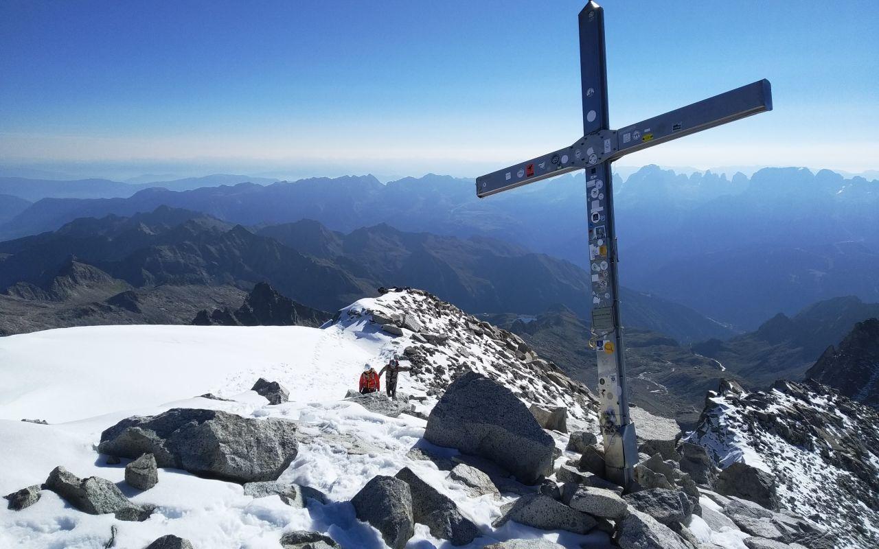 Cima Presanella dal Rifugio Segantini
